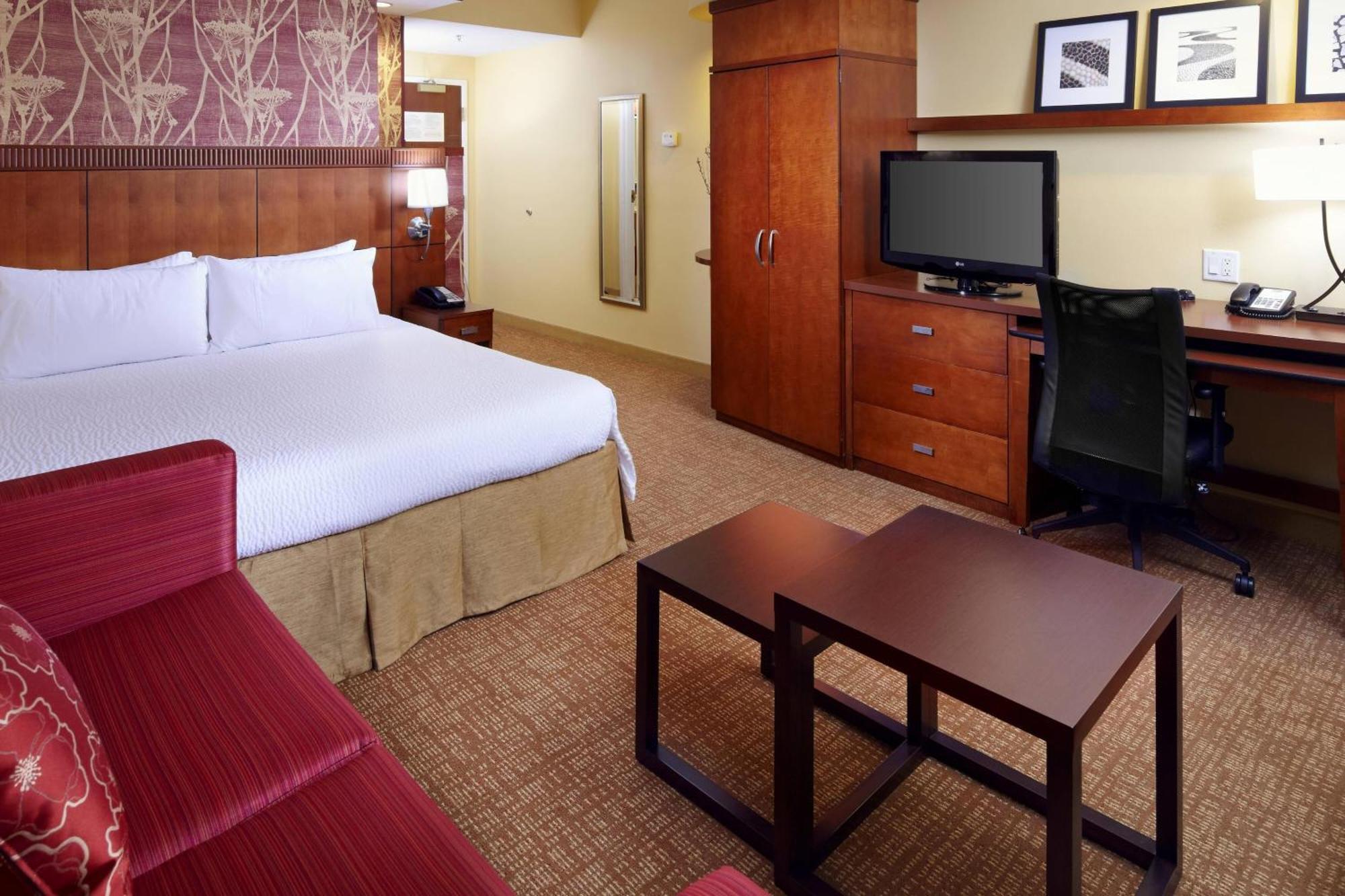 คอร์ตยาร์ด แทมปา โอลด์สมาร์ Hotel ภายนอก รูปภาพ