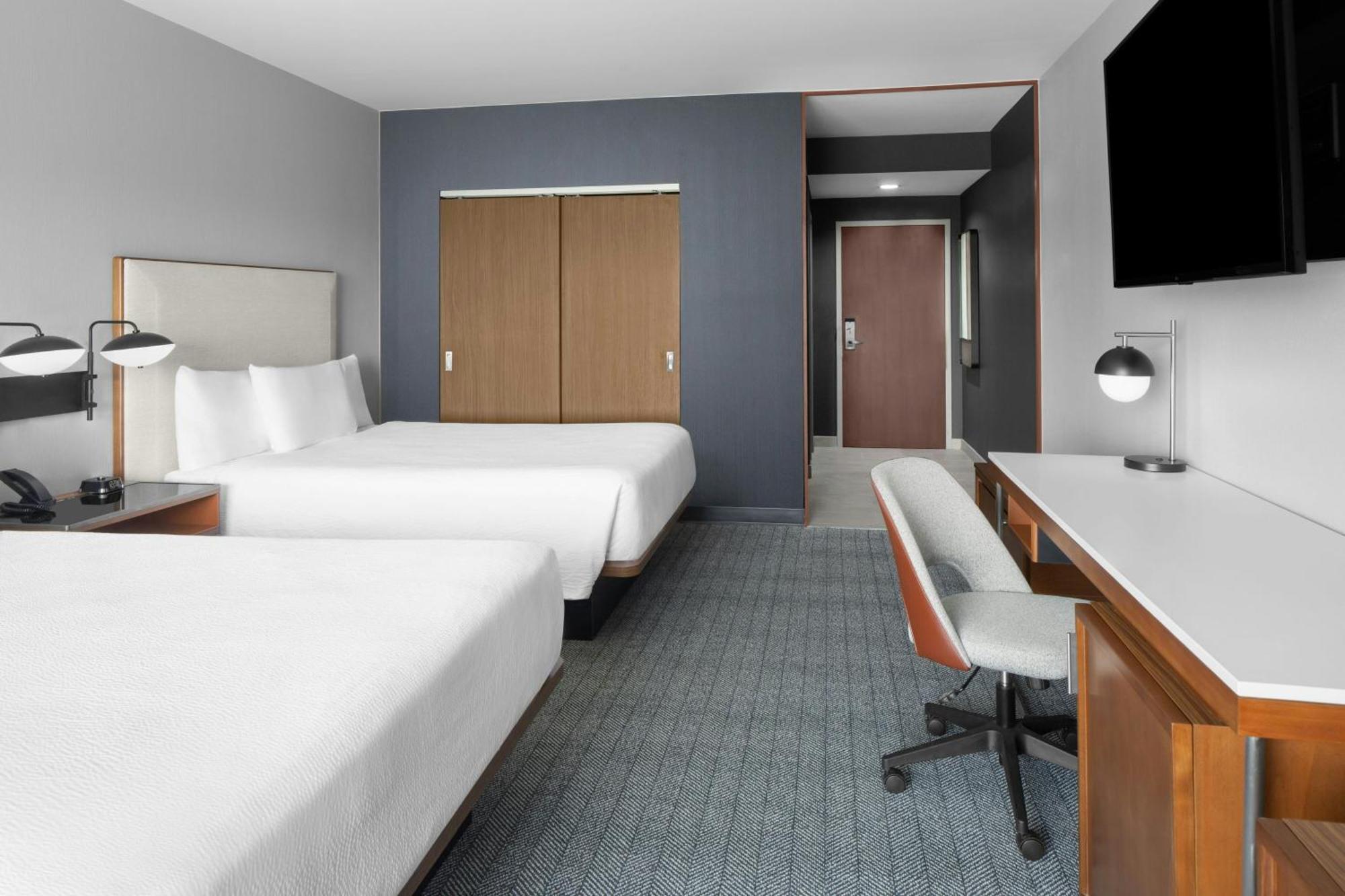 คอร์ตยาร์ด แทมปา โอลด์สมาร์ Hotel ภายนอก รูปภาพ