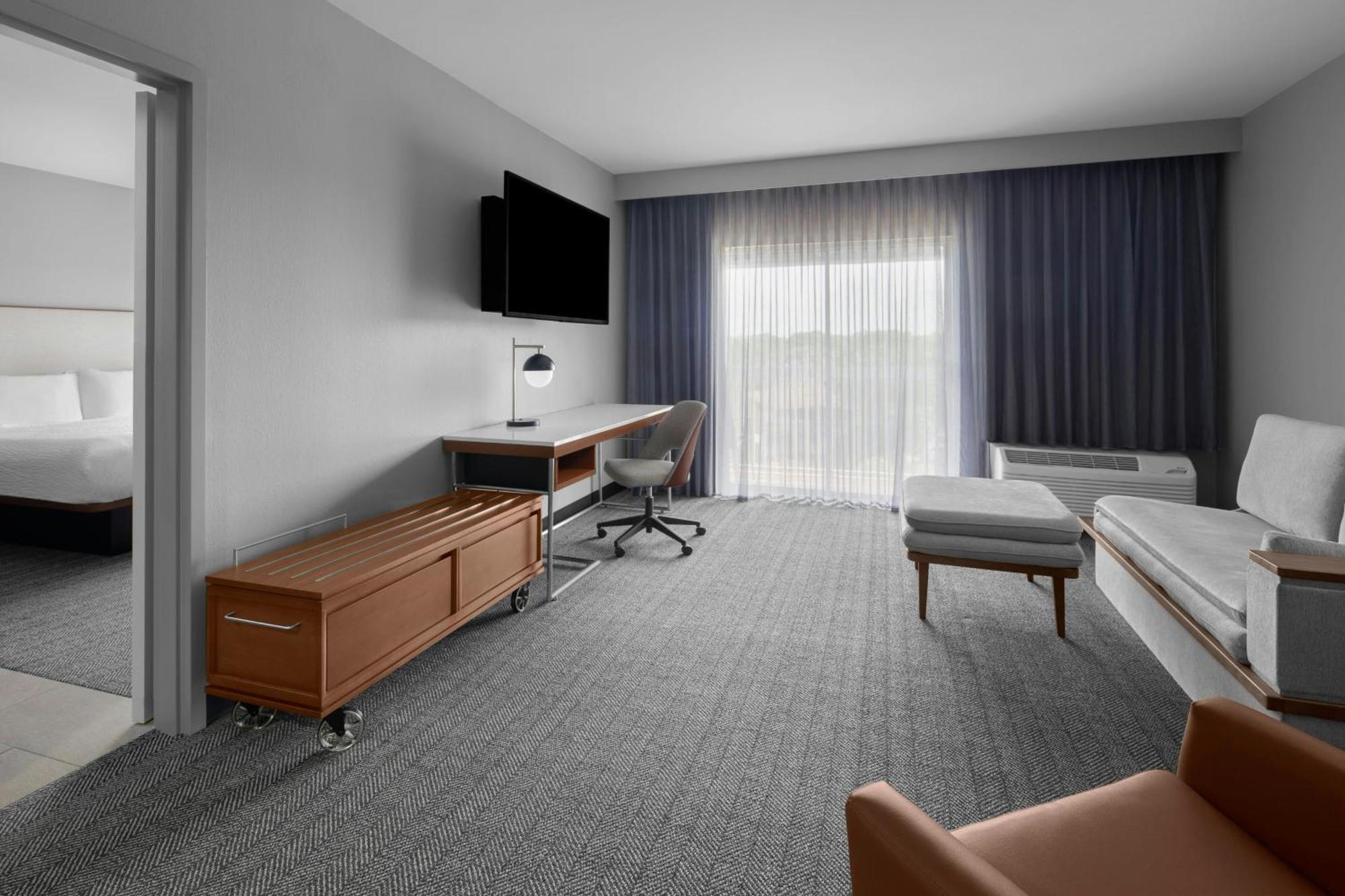 คอร์ตยาร์ด แทมปา โอลด์สมาร์ Hotel ภายนอก รูปภาพ
