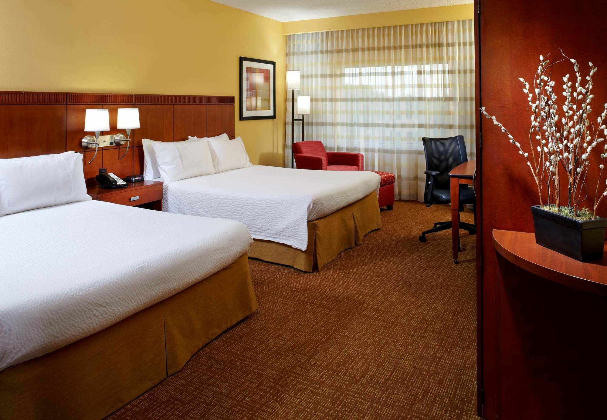 คอร์ตยาร์ด แทมปา โอลด์สมาร์ Hotel ภายนอก รูปภาพ